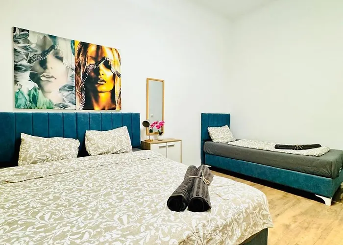 5br Only 10-min Walk To Matzleinsdorfer Platz