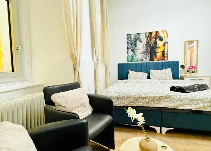 5br Only 10-min Walk To Matzleinsdorfer Platz Daire