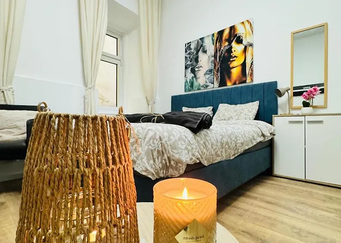 5br Only 10-min Walk To Matzleinsdorfer Platz شقة