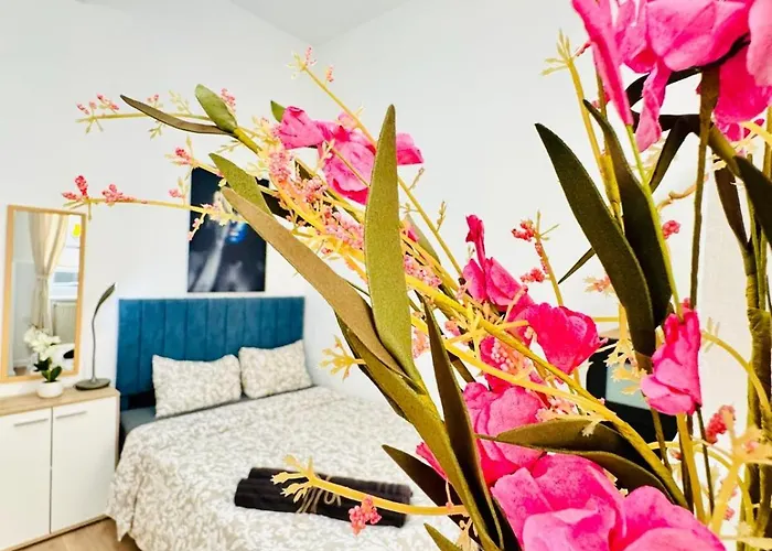 5br Only 10-min Walk To Matzleinsdorfer Platz