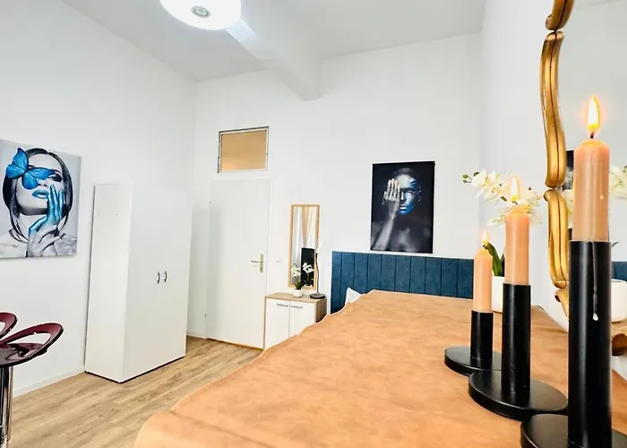 5br Only 10-min Walk To Matzleinsdorfer Platz *
