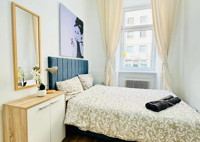 5br Only 10-min Walk To Matzleinsdorfer Platz Daire