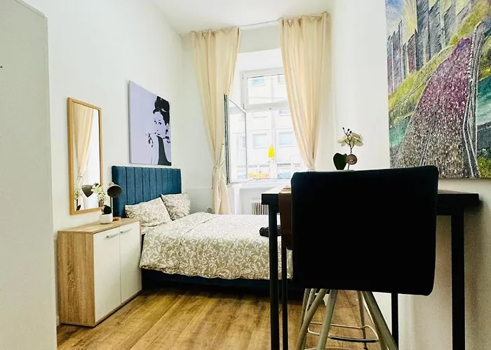 شقة 5br Only 10-min Walk To Matzleinsdorfer Platz فيينا